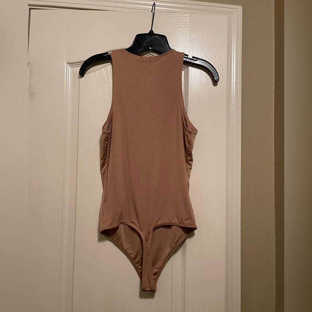 Express bodysuit - Picture 2 of 3